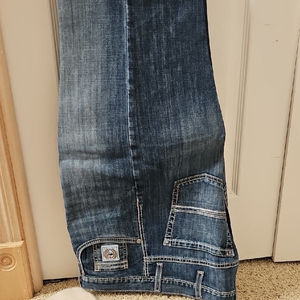 Cinch Blue Bootcut Jeans with Classic Style